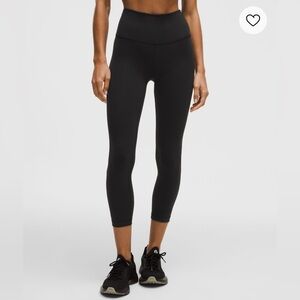 Lululemon Wunder Under Black High-Waisted Cropped Leggings (Size 6)